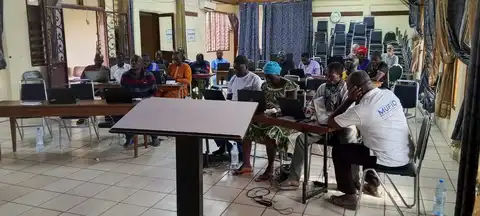 Zhyɛʼzə̀ pu à Kalaam